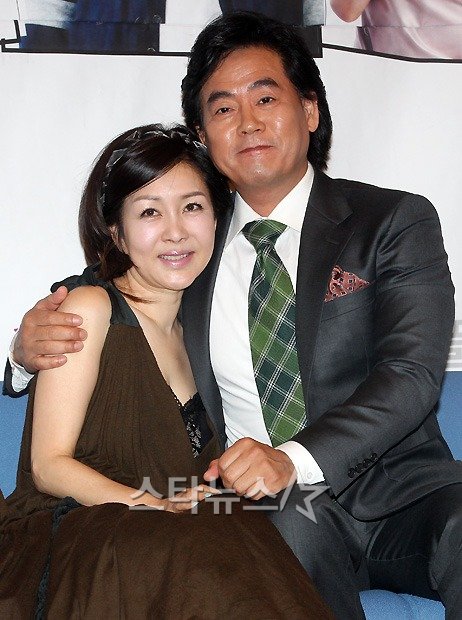 이병준(오른쪽)과 박준금 ⓒ사진=홍봉진 기자