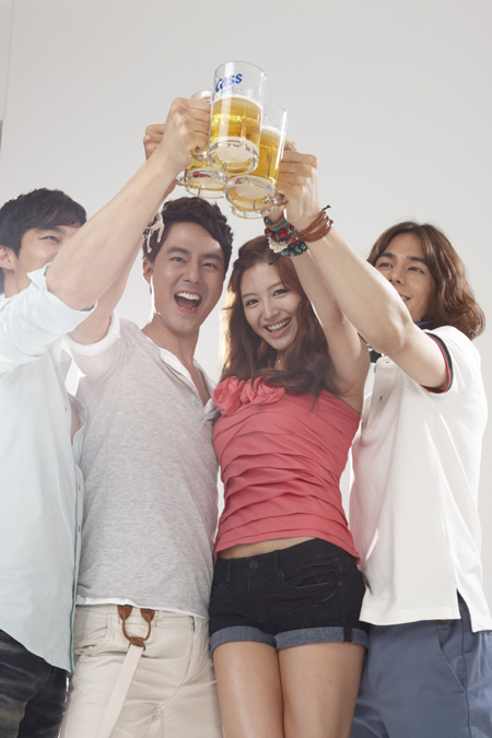 조인성과 레인보우 김재경 <사진제공=DSP미디어>