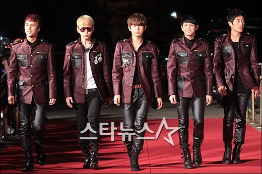 그룹 비스트 ⓒ
