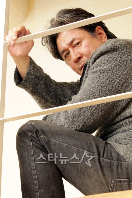 이기범 기자