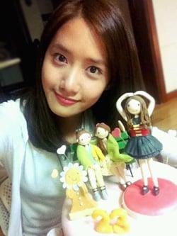 SNSD’s Yoona: “Thank you for all the birthday wishes”