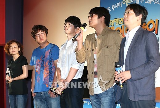 심현정 음악감독, 송인혁 촬영감독, 배우 송중기, 김진만 PD, 김재영 PD (왼쪽부터) ⓒ홍봉진 기자