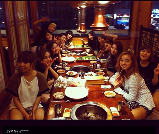 JYP family gathers together after a big concert