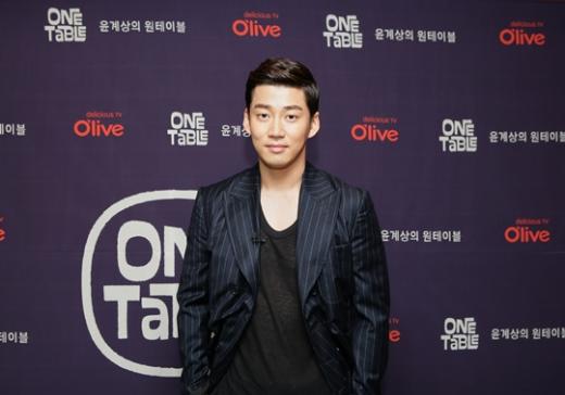 배우 윤계상 <사진제공=올'리브>