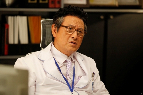 배우 박근형