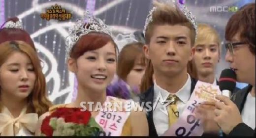 구하라(왼쪽)와 우영 