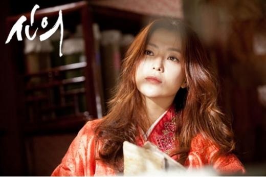 배우 김희선 <사진출처=SBS '신의' 홈페이지>
