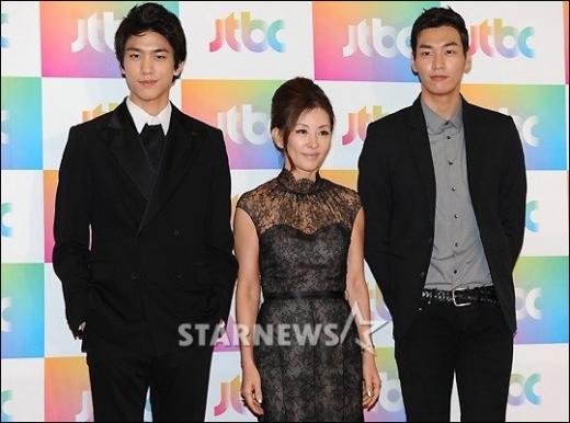 성준 이미숙 김영광(왼쪽부터) ⓒ사진=구혜정 기자