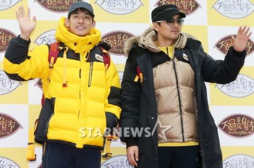 지난 1월 22일 SBS '정글의 법칙' 촬영차 뉴질랜드로 떠나는 게스트 정석원(왼쪽) 이필모ⓒ이기범 기자 