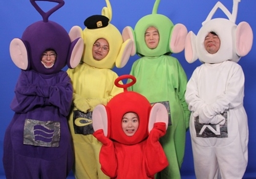 케이블채널 tvN 'SNL코리아'의 코너 '여의도 텔레토비' 정명옥, 김민교, 김원해, 이상훈, 김슬기(맨 좌측부터 시계방향으로) < 사진제공=tvN >