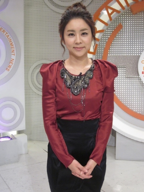 OBS 강미정 아나운서 /출처=온라인 커뮤니티