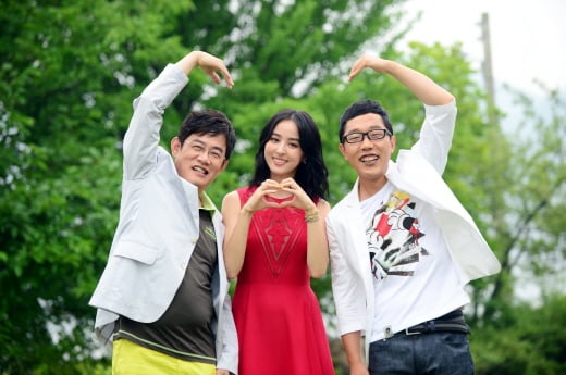 '힐링캠프' 세 MC 이경규, 한혜진, 김제동 /사진제공=SBS