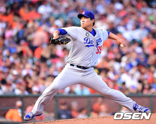 메이저리그 공식 홈페이지 MLB.com이 류현진의 12승 달성과 샌프란시스코 원정 시리즈 스윕에 대해 칭찬을 표현했다./ 사진=OSEN