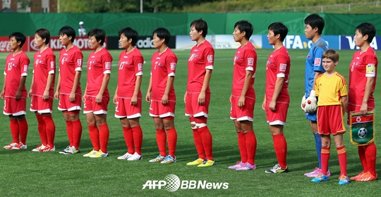 북한 여자 축구 대표팀. /AFPBBNews=뉴스1<br /><br />
<br /><br />
