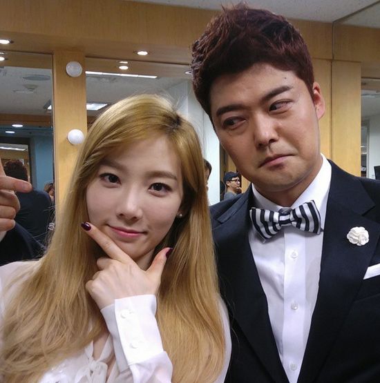 소녀시대 태연(왼쪽) 방송인 전현무 /사진=전현무 인스타그램