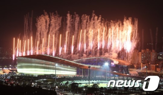 2014 인천아시안게임 개막식이 19일 인천아시아드주경기장에서 열렸다. /사진=뉴스1