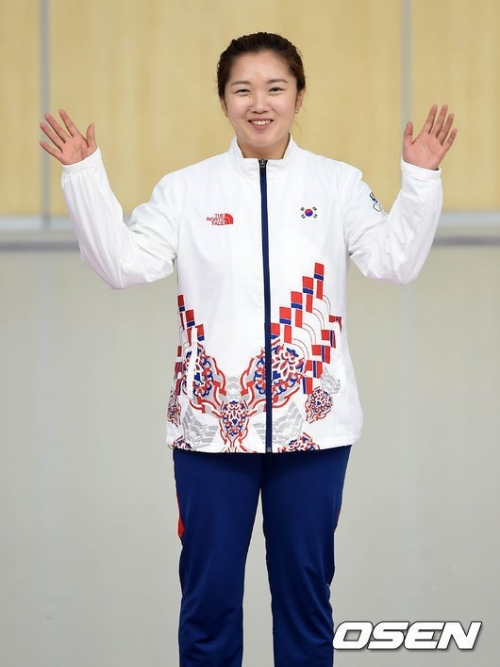 여자 10m 공기권총에서 은메달을 차지한 정지혜. /사진=OSEN<br /><br />
<br /><br />
<br /><br />
