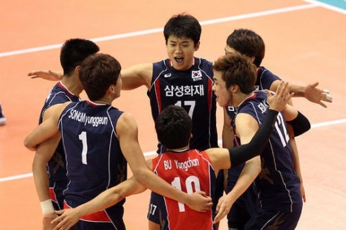 첫 경기 카자흐스타전을 3-0으로 승리한 남자배구 대표팀. /사진=OSEN<br /><br />
<br /><br />
<br /><br />
