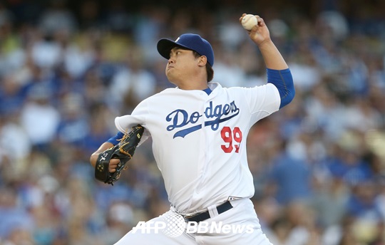 류현진(27, LA 다저스)의 시즌 내 복귀 가능성이 제기됐다. /AFPBBNews=뉴스1