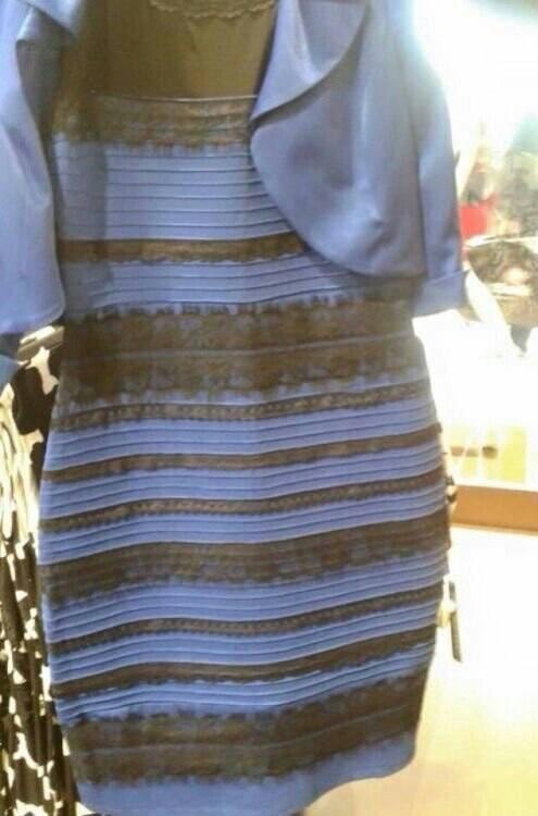 드레스 색깔 논란을 일으킨 사진. 최초 공개자는 파란색과 검정색이라고 \'정답\'을 밝혔다. 