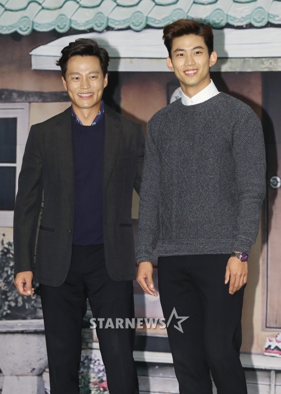 tvN \'삼시세끼\' 정선편 이서진(왼쪽)과 옥택연 /사진=이동훈 기자