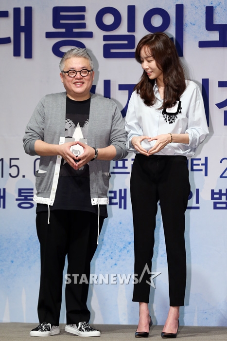김형석(왼쪽)과 김이나 / 사진=이정호 인턴기자 