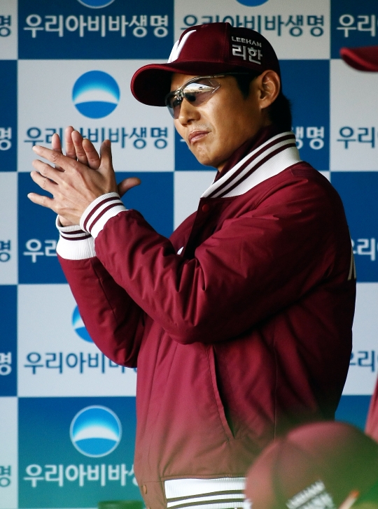 넥센 염경엽 감독. /사진=넥센 히어로즈<br /><br />
<br /><br />
