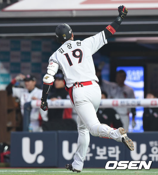 kt 김상현. /사진=OSEN<br /><br />
<br /><br />
