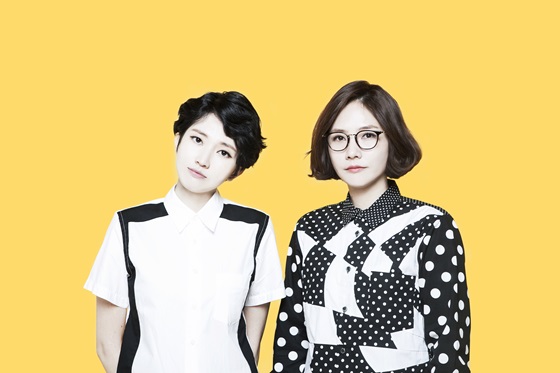 옥상달빛 김윤주(왼쪽)와 박세진 /사진제공=매직스트로베리 사운드