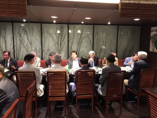 박상희 대한야구협회 회장이 백구회 회원들과 오찬을 가졌다. /사진=대한야구협회 제공<br /><br />
<br /><br />
<br /><br />
