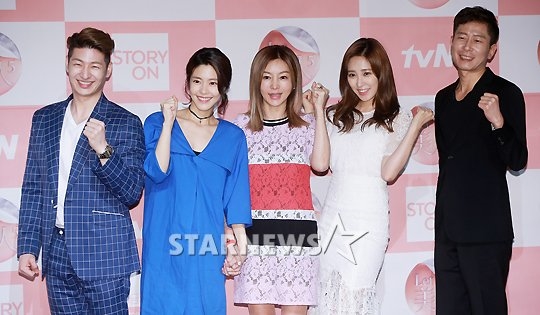 tvN '렛미인5' 제작발표회에 참석한 손호영, 이윤지, 황신혜, 최희, 양재진/사진=김창현 기자