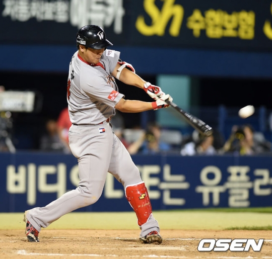 SK 최정. /사진=OSEN<br /><br />
<br /><br />
