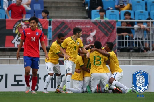 한국을 제압한 브라질. /사진=대한축구협회 제공