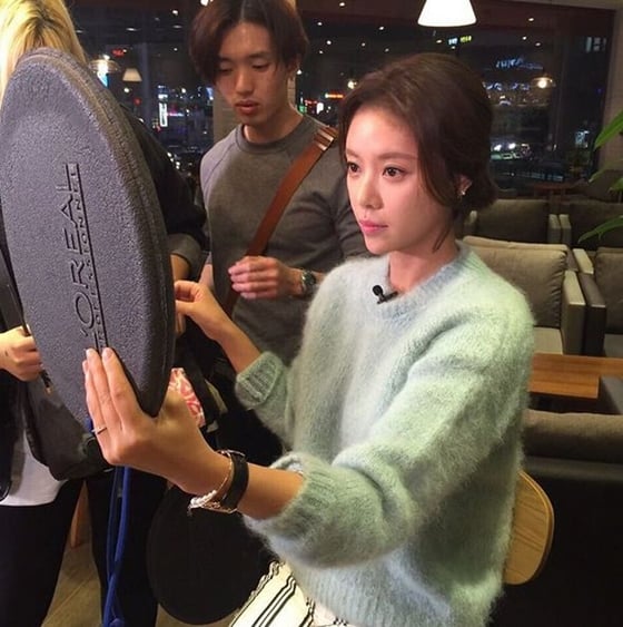 배우 황정음/사진=씨제스엔터테인먼트 인스타그램
