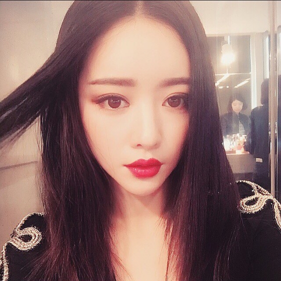 홍수아