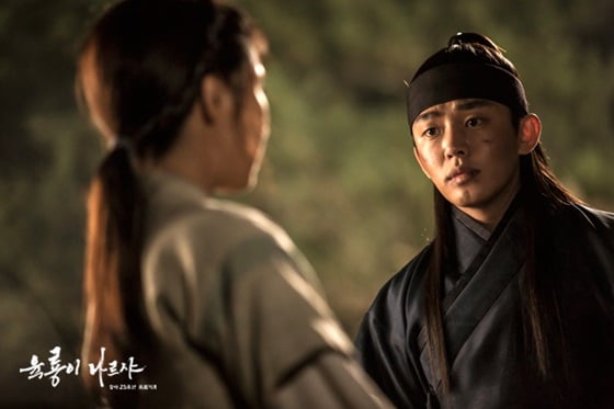 배우 유아인/사진=SBS '육룡이 나르샤' 공식 홈페이지