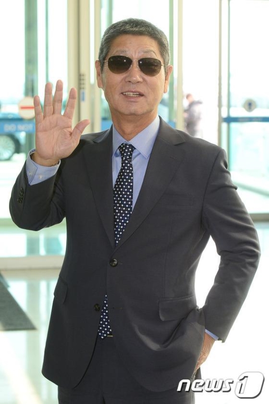 지난 15일 인천국제공항을 통해 출국한 김성근 감독의 모습. /사진=뉴스1