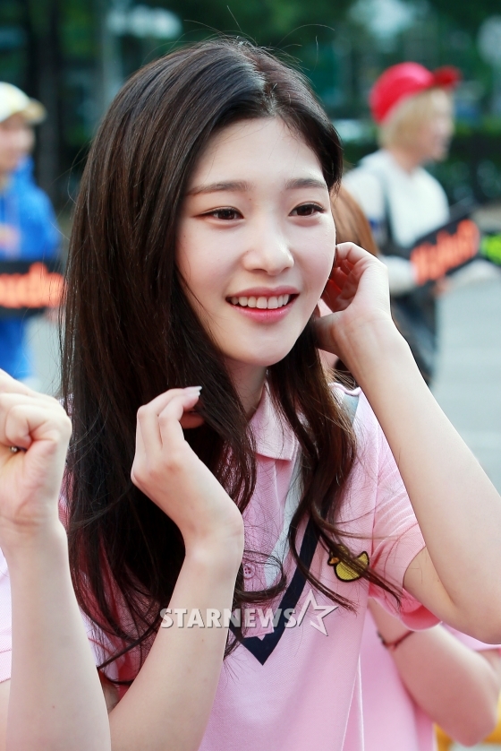 정채연 
