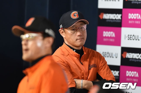 롯데 자이언츠 조원우 감독<br /><br />
<br /><br />

