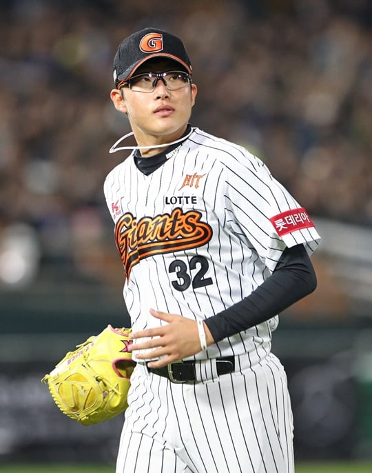 롯데 자이언츠 박세웅(21)이 시즌 7승을 수확하며 팀의 위닝시리즈를 이끌었다. /사진=롯데 자이언츠 제공