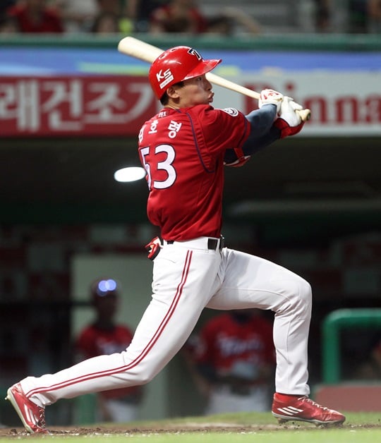 결승 투런포의 주인공 김호령. /사진=KIA 타이거즈 제공<br /><br />
<br /><br />
