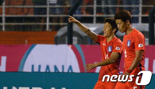 한국이 류승우의 선제골을 앞세워 피지전에서 1-0 리드를 잡았다. /사진=뉴스1