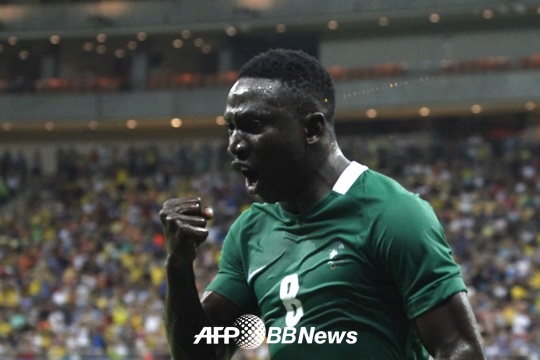 혼자서 네 골을 터뜨리며 나이지리아의 승리를 이끈 오그헤네카로 에테보. /AFPBBNews=뉴스1