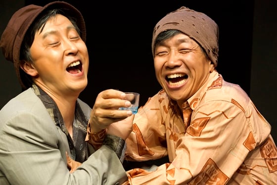 '늘근도둑 이야기'의 박철민(사진 오른쪽) / 사진제공=나인스토리