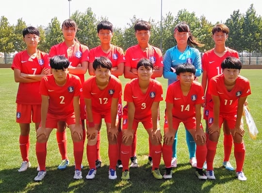 한국 15세 이하 여자 축구 대표팀. /사진=대한축구협회 제공<br /><br />
<br /><br />
