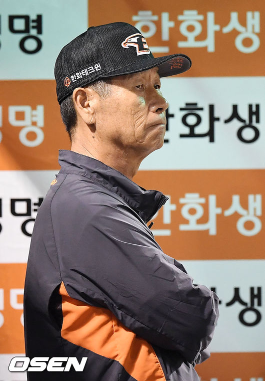 한화 김성근 감독.<br /><br />
<br /><br />
