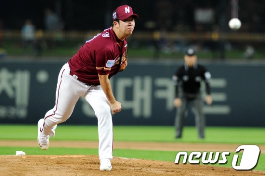 신재영. /사진=뉴스1<br /><br />
<br /><br />
