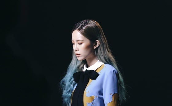 /사진=헤이즈 공식 SNS