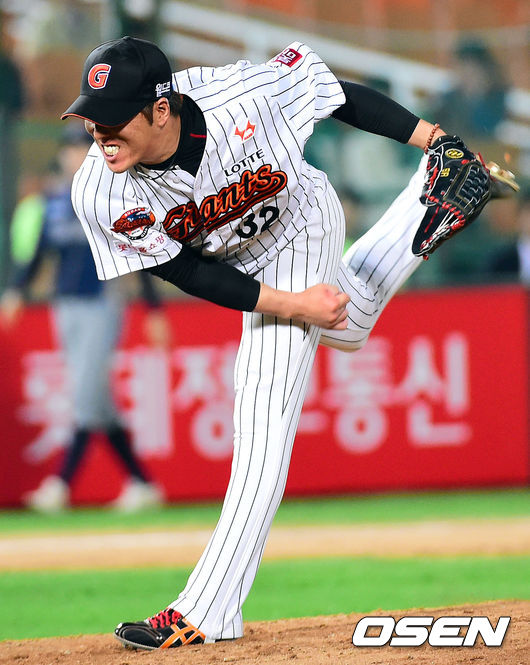 롯데 시절 김승회. <br /><br />
<br /><br />

