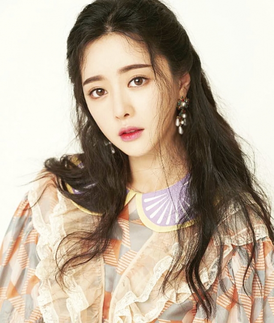 홍수아 